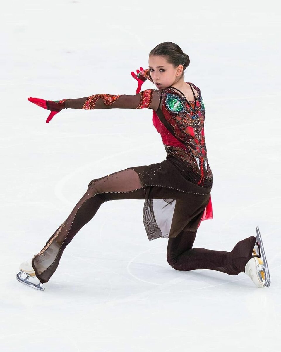 Камила Валиева болеро
