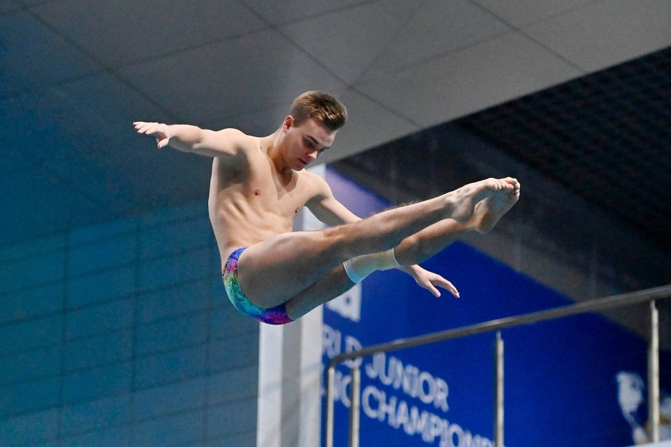 Чен Айсен