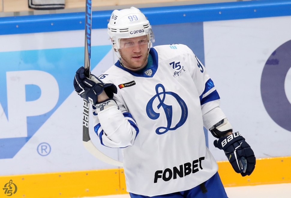 Евгений Кузнецов в КХЛ