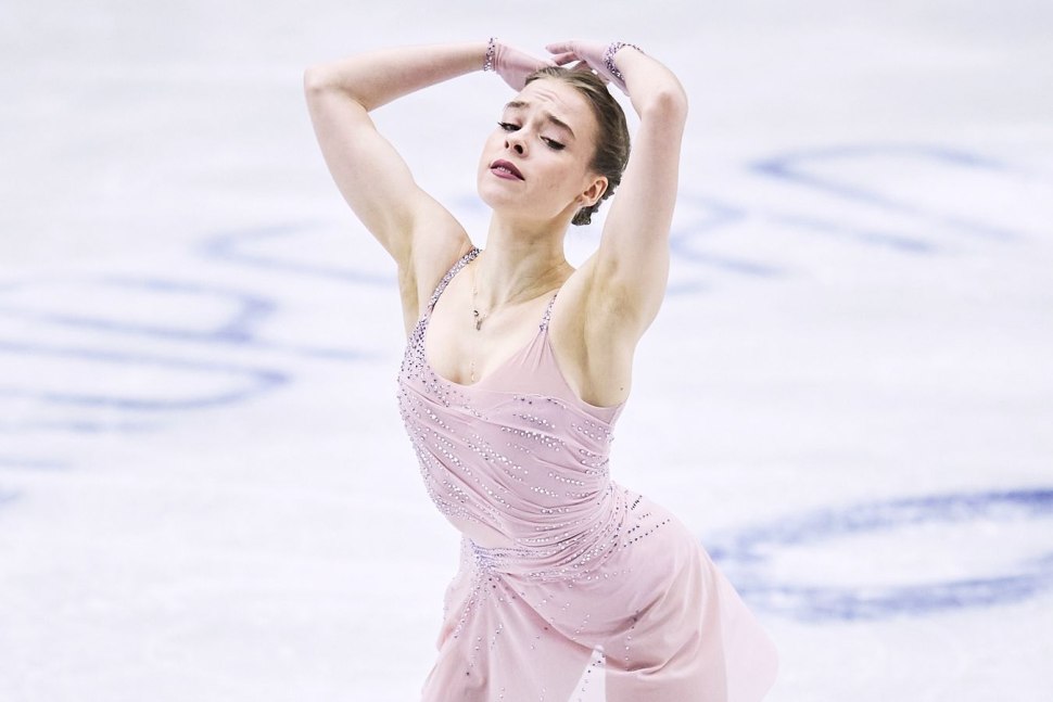 Фигуристка Камила Валиева по фигурному катанию