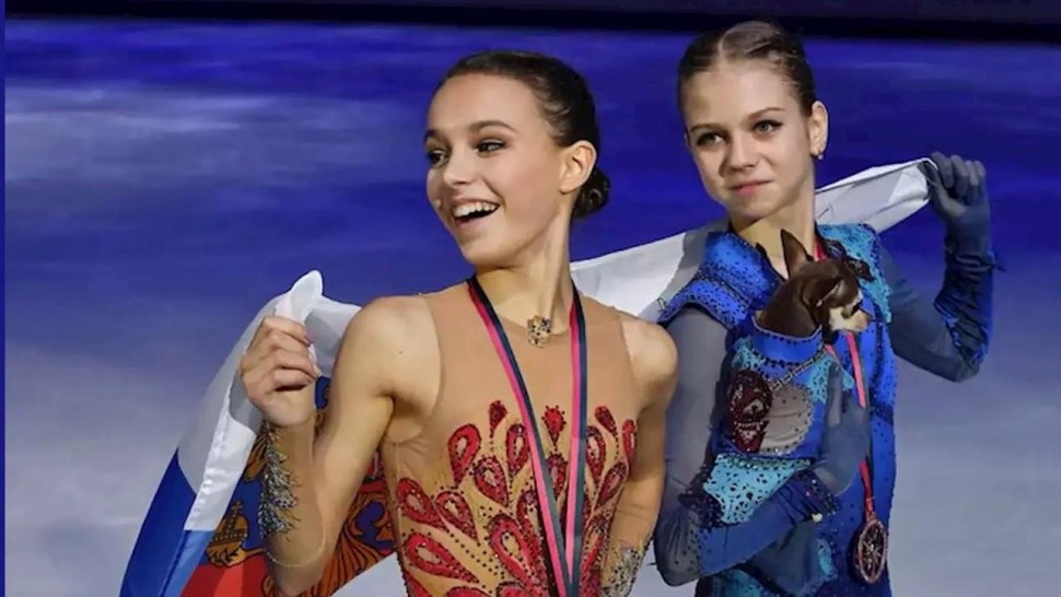 Анна Щербакова фигуристка Пекин 2022