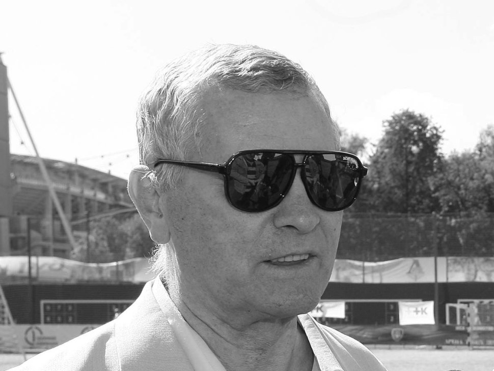 Сова футболист