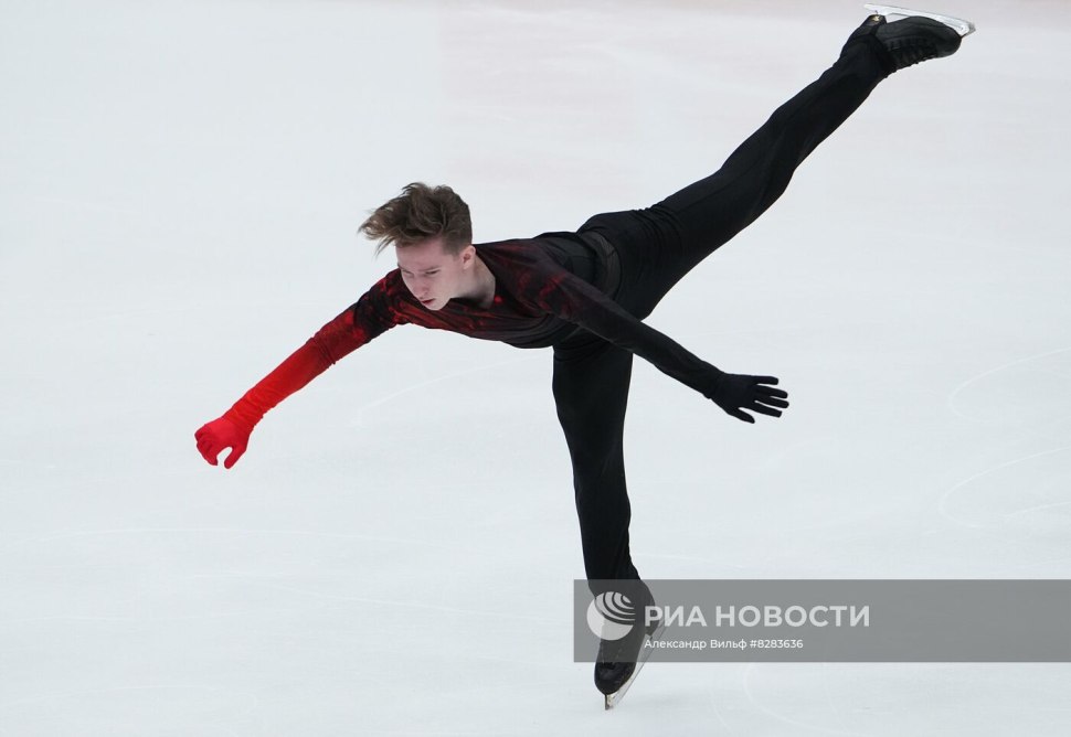 Сергей Волков фигурист
