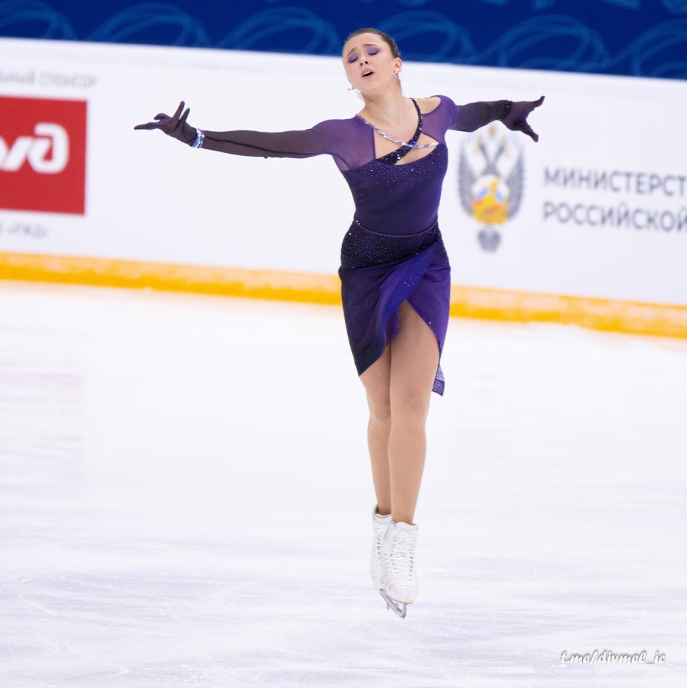 Александра Трусова фигуристка 2021