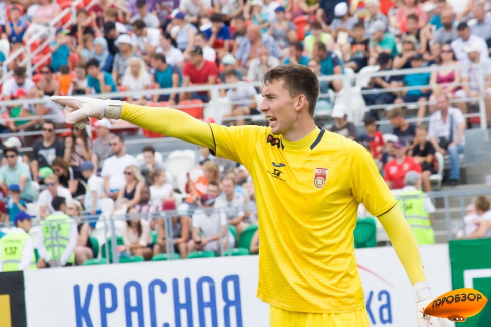 Алексей Чернов вратарь