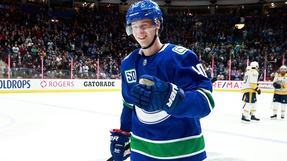 Elias Pettersson швецкая лига