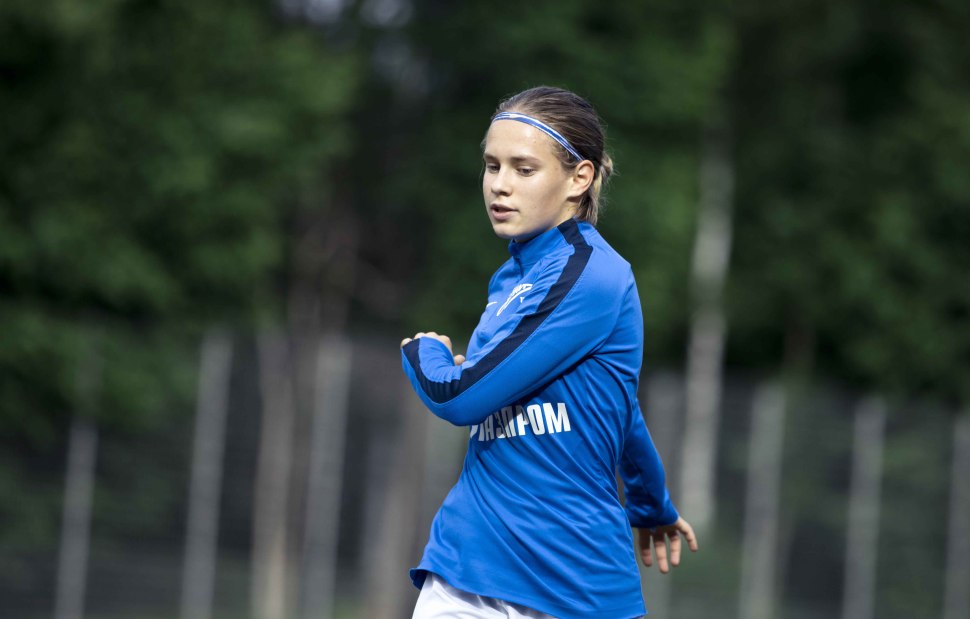 Елена Терехова футболистка