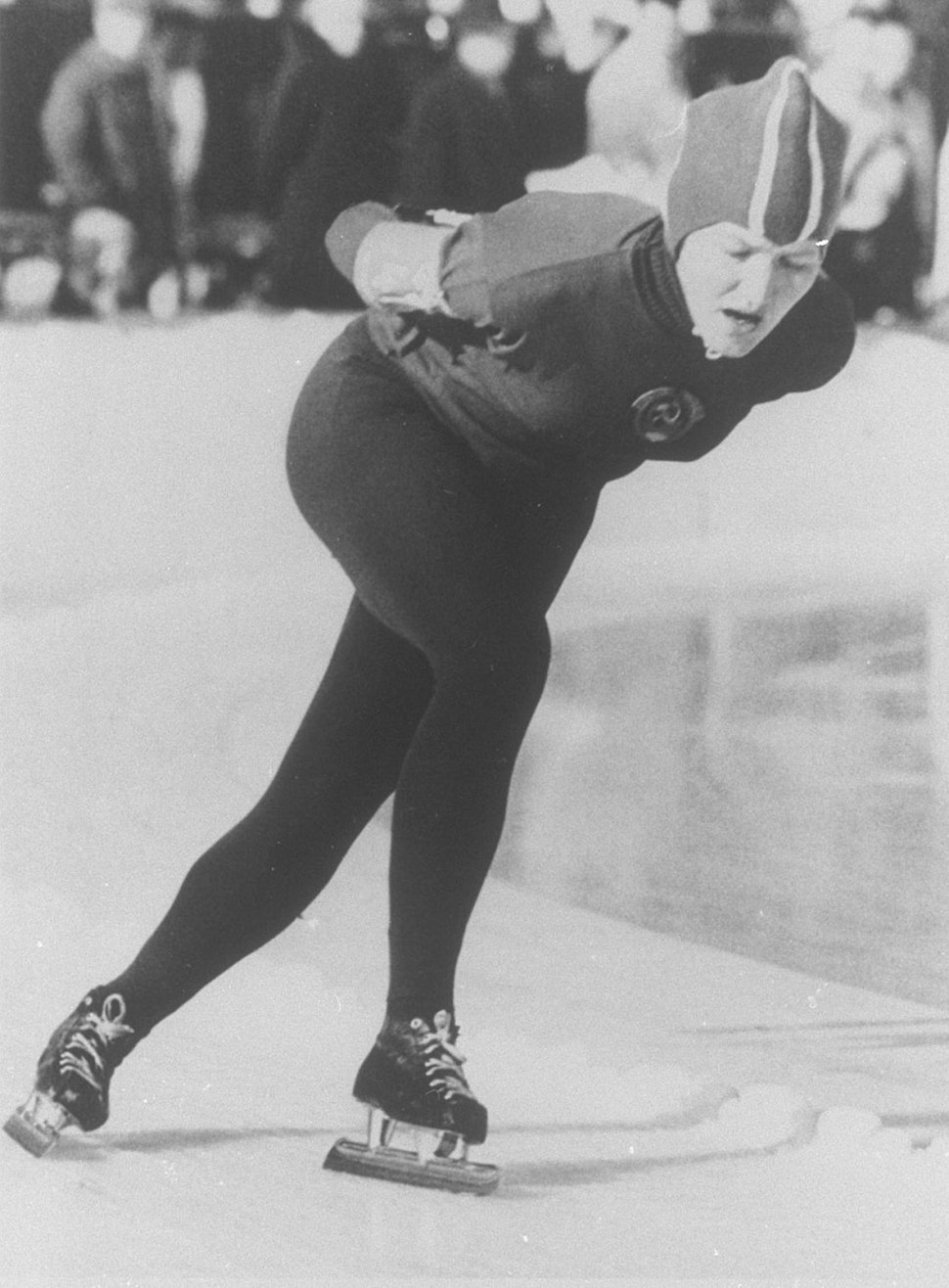 Евгений Гришин конькобежец 1960 олимпиада