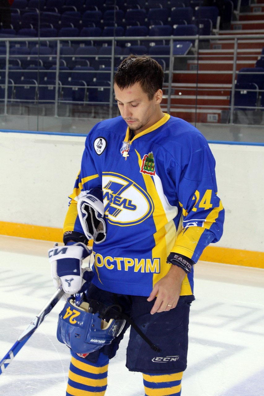 Евгений Чесалин Сибирь хк