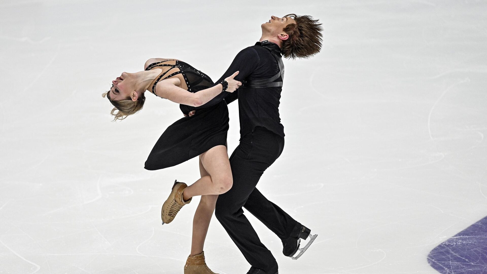 Танцы на льду результаты. Фигурное катание Скопцова Алешин.