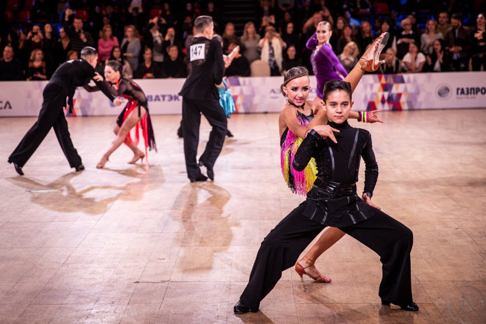 Чемпионка по спортивным Бальным танцам