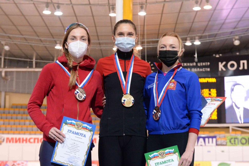 Олимпийская чемпионка по конькобежному спорту