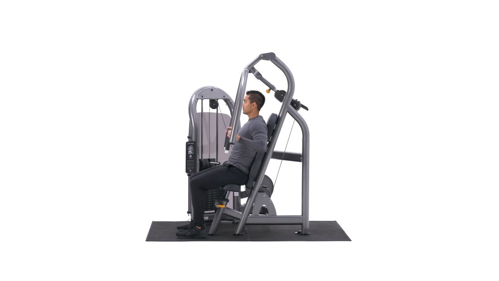 Chest Press тренажер техника