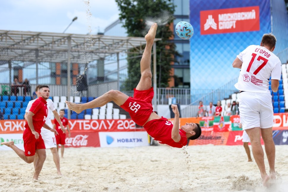Локомотив пляжный футбол