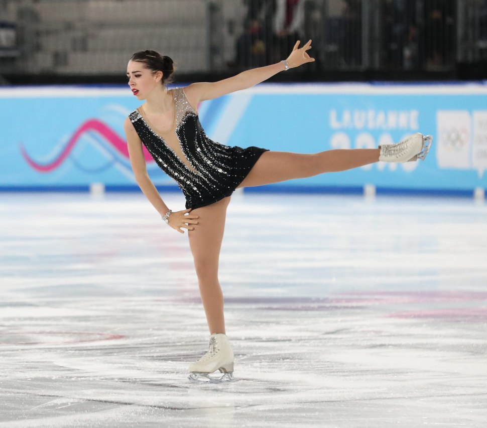 Камила Валиева фигуристка 2021