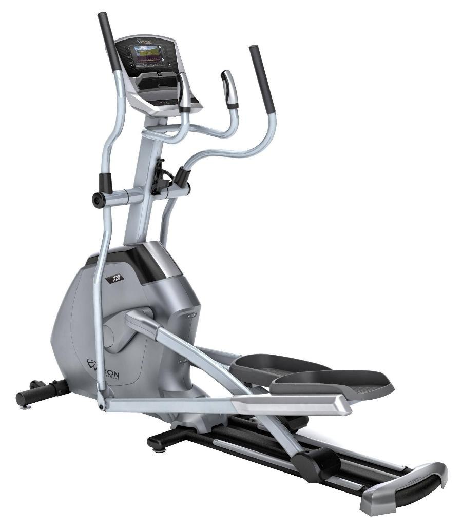 Эллиптическим тренажером LIFEFITNESS