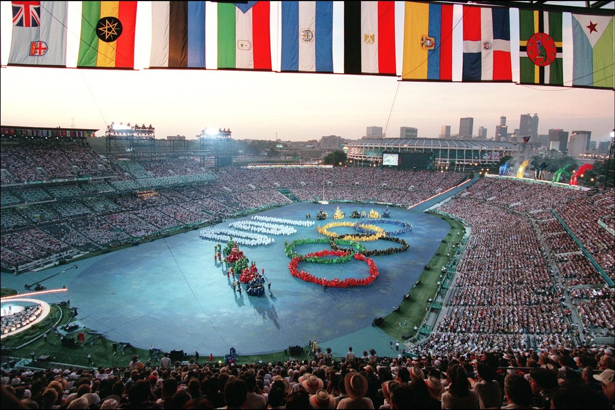Кольцо америки на олимпиаде. Олимпийские игры 1996 год Атланта. Игры XXVI олимпиады – 1996 г., Атланта (США).