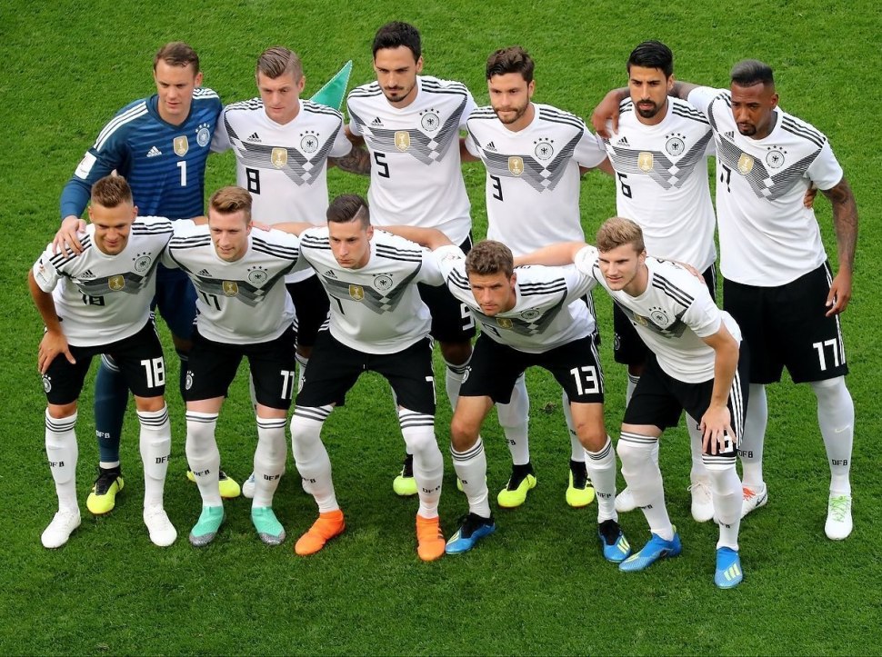 Футбольная команда Германии deutscher Fussball Bund