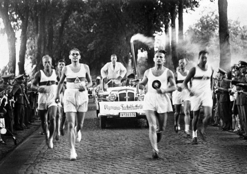 Олимпиада в Берлине 1936 Гитлер