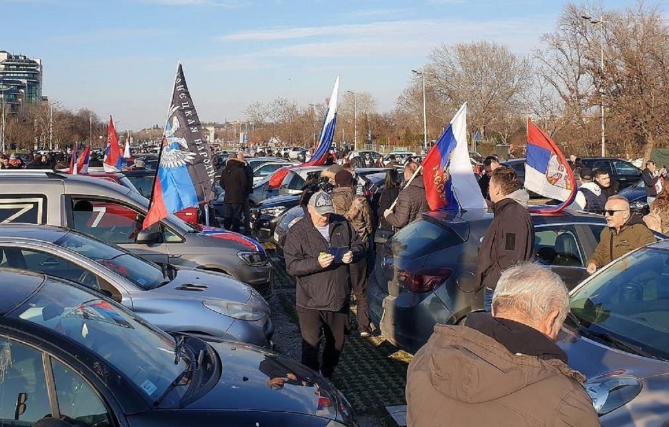 Автопробег в поддержку России
