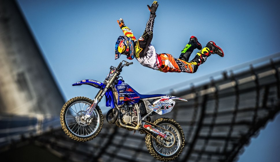 Мотофристайл FMX