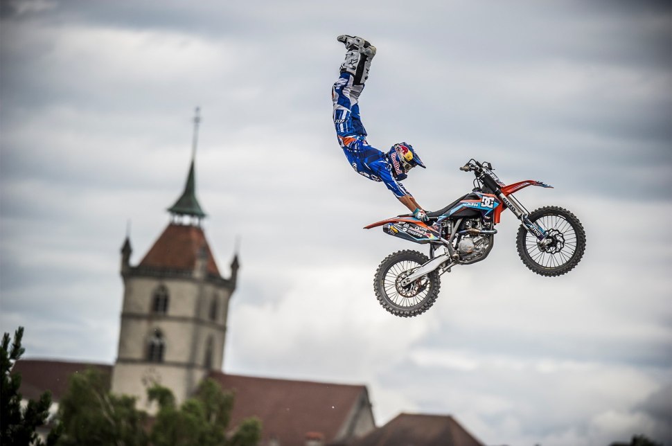 Мотофристайл FMX