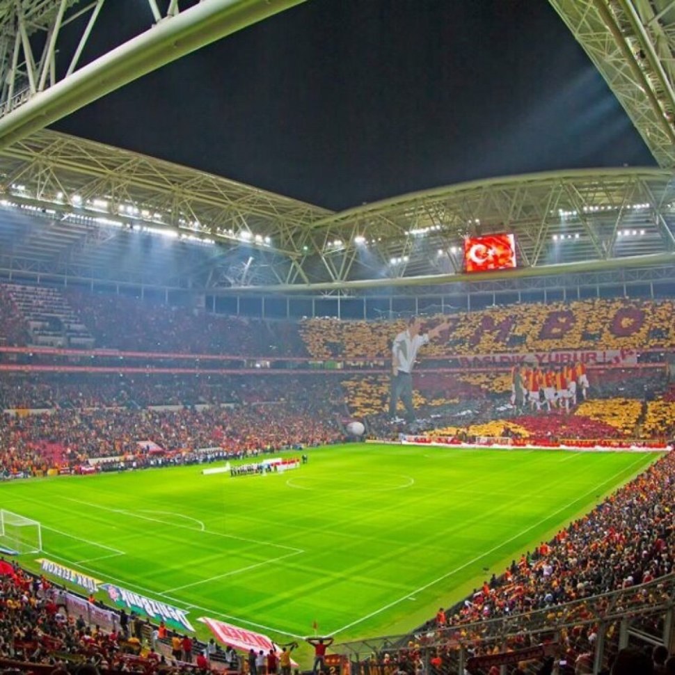 Галатасарай 2000 стадион